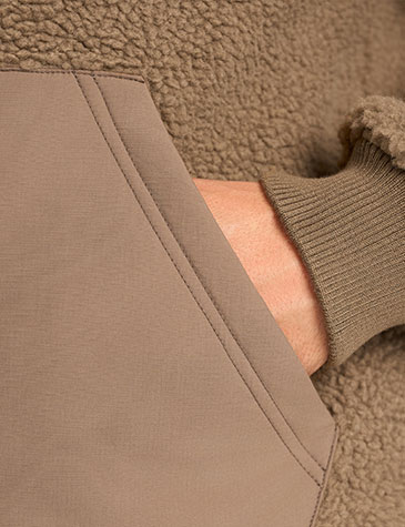 Mario-Russo-Teddy-Jacket-Stockholm-detail-1